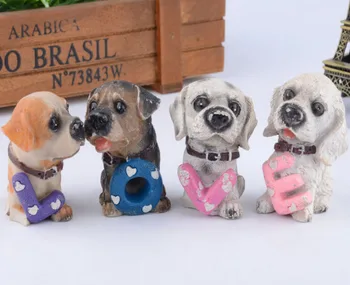 Нестандартен подарък куче Креативна играчка за ЛЮБОВТА куче ЛЮБОВНИ писма Настолна куче занаяти Чудесна играчка куче Украсата на колата е 1 комплект включва 4 кучета